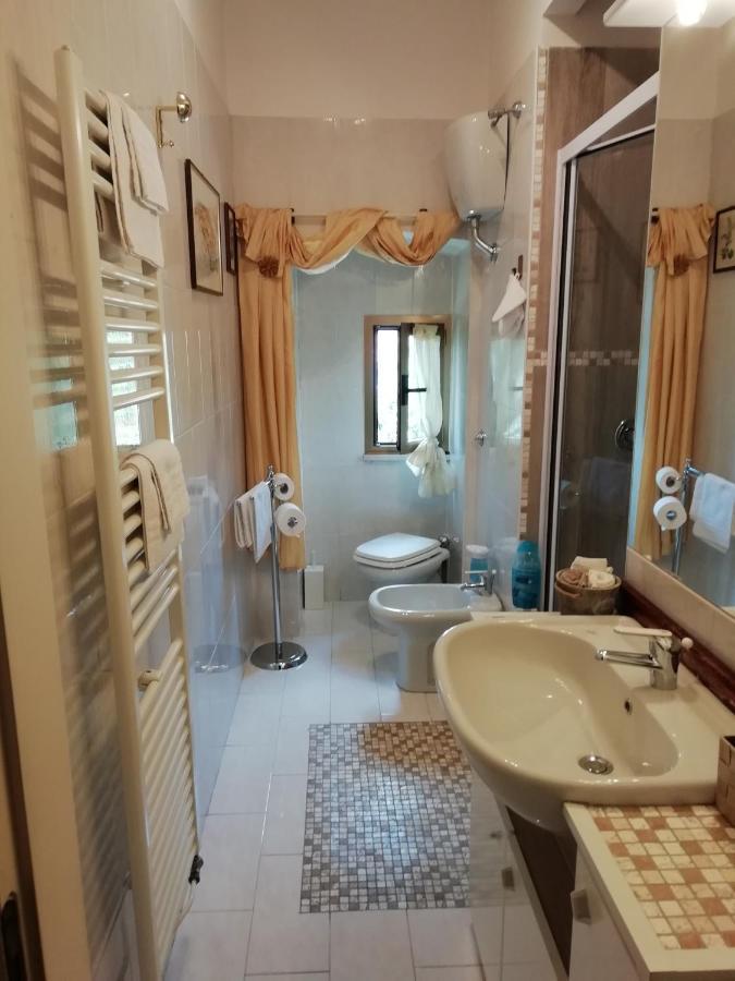 Le Pinelle Bed and Breakfast Terni Buitenkant foto