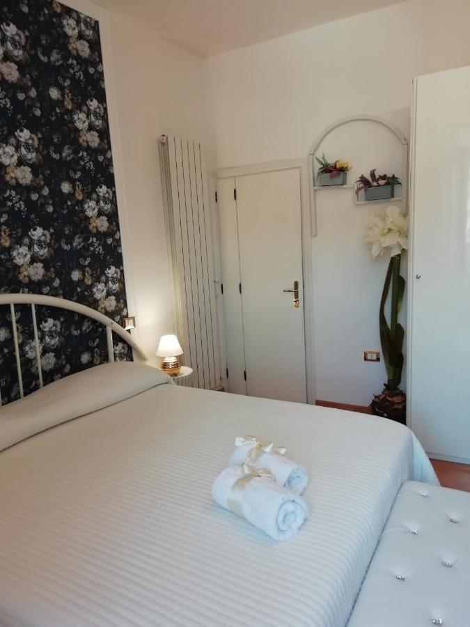 Le Pinelle Bed and Breakfast Terni Buitenkant foto
