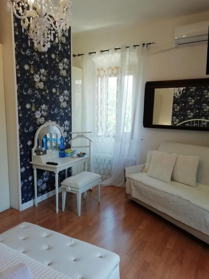 Le Pinelle Bed and Breakfast Terni Buitenkant foto